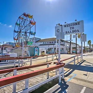  Apartment Newport Vacation - Short Walk To Pier United States